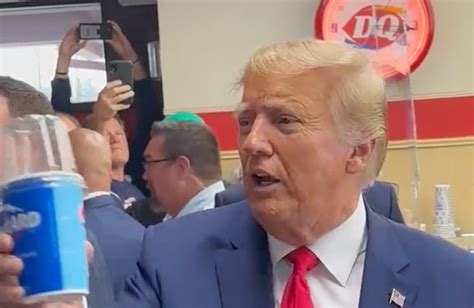 trump at dairy queen|Trump Orders Dairy Queen Blizzards: Here Are The Other Stops。